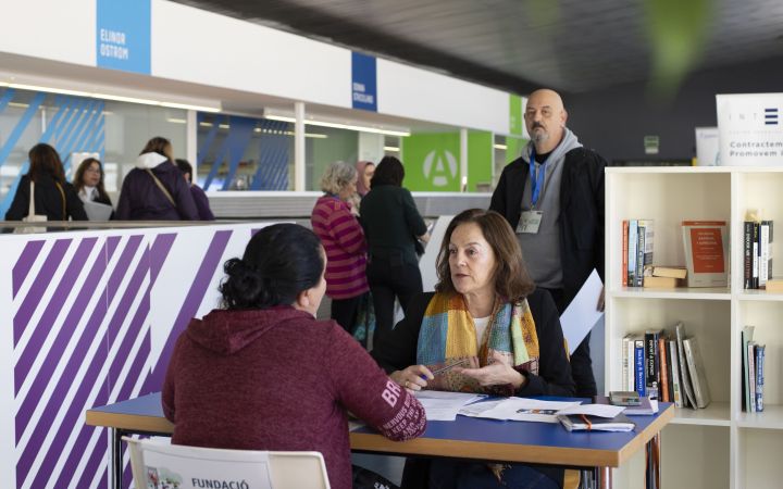 Los Proyectos Integrales con Contratación contribuirán a reforzar el mantenimiento y la limpieza del espacio público y fomentarán el civismo y la convivencia