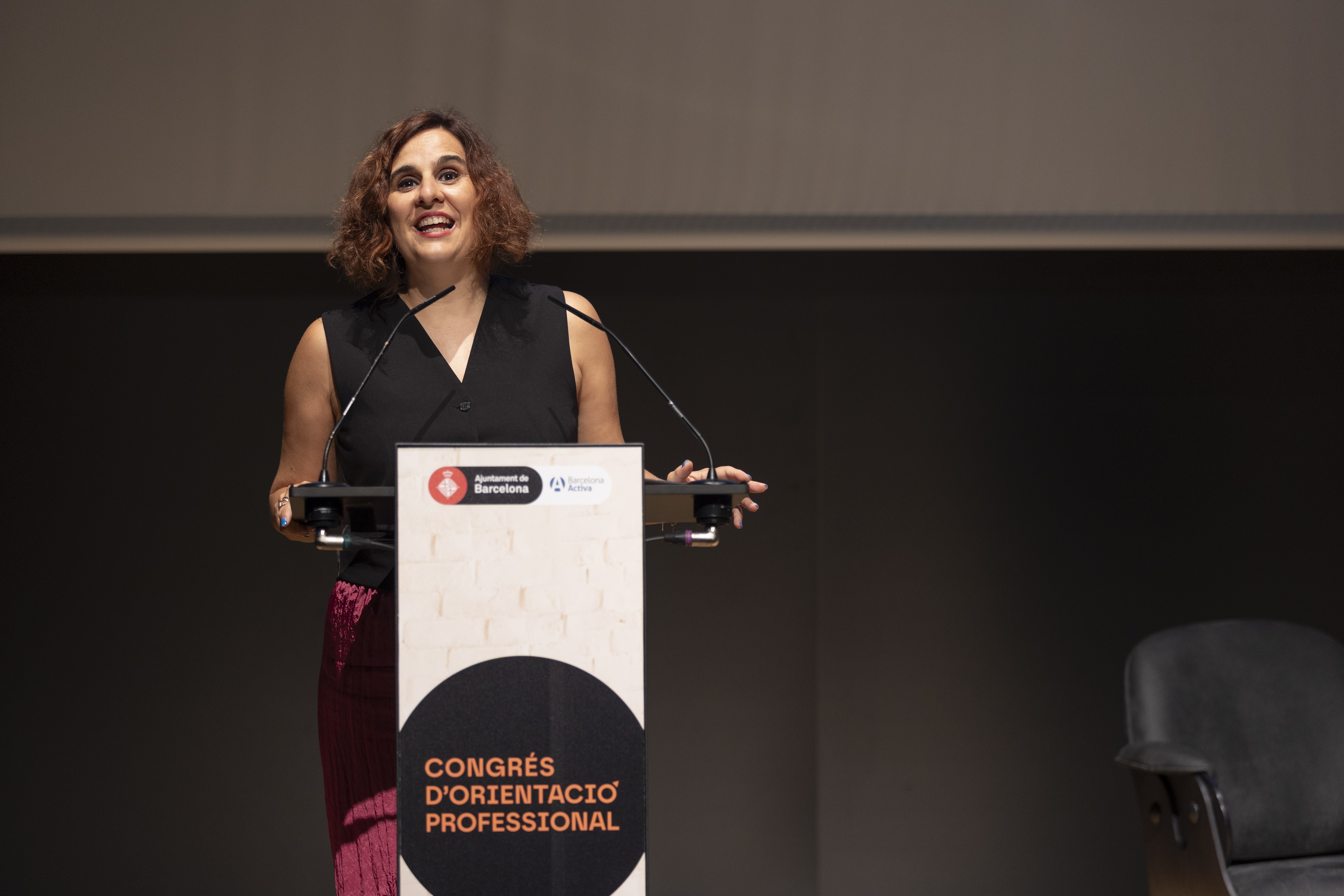 More than 300 people participate in an intensive programme of talks, workshops and debate spaces