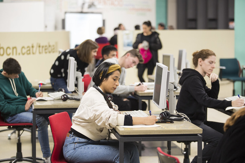 Idiomes, Reskilling i certificats oficials per impulsar el teu perfil laboral en sectors estratègics 